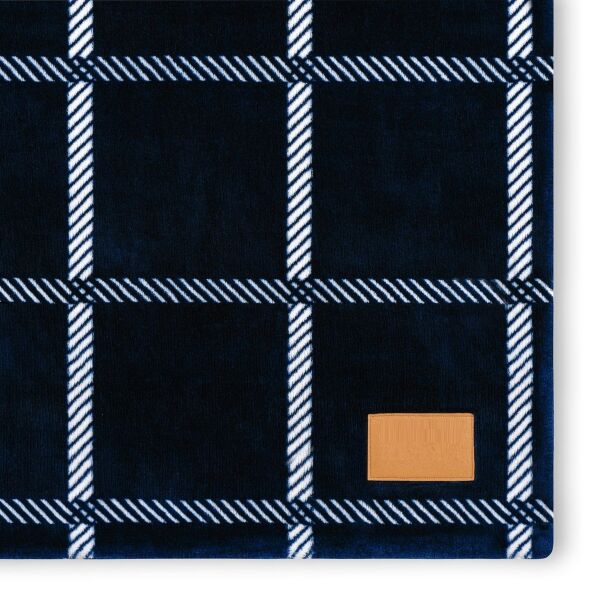 Elegant Lodge Throw Blanket Thumbnail